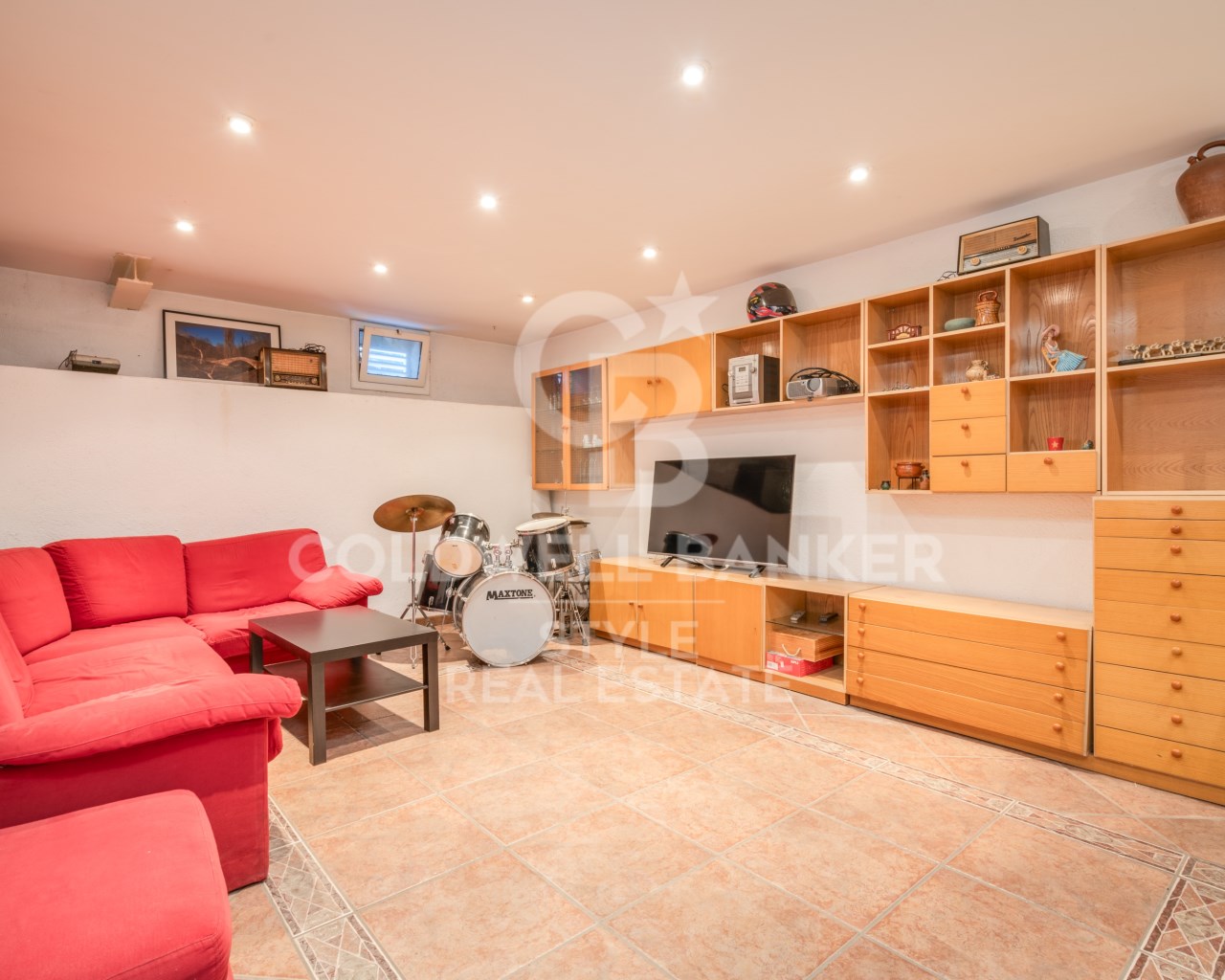 Calle Anne Frank D' Barcelona, Sabadell, La Conc?, Sabadell, Catalonia, 08206, ES, 6 Bedrooms Bedrooms, ,4 BathroomsBathrooms,Residential,For Sale,Calle Anne Frank D' Barcelona, Sabadell, La Conc?,1622954