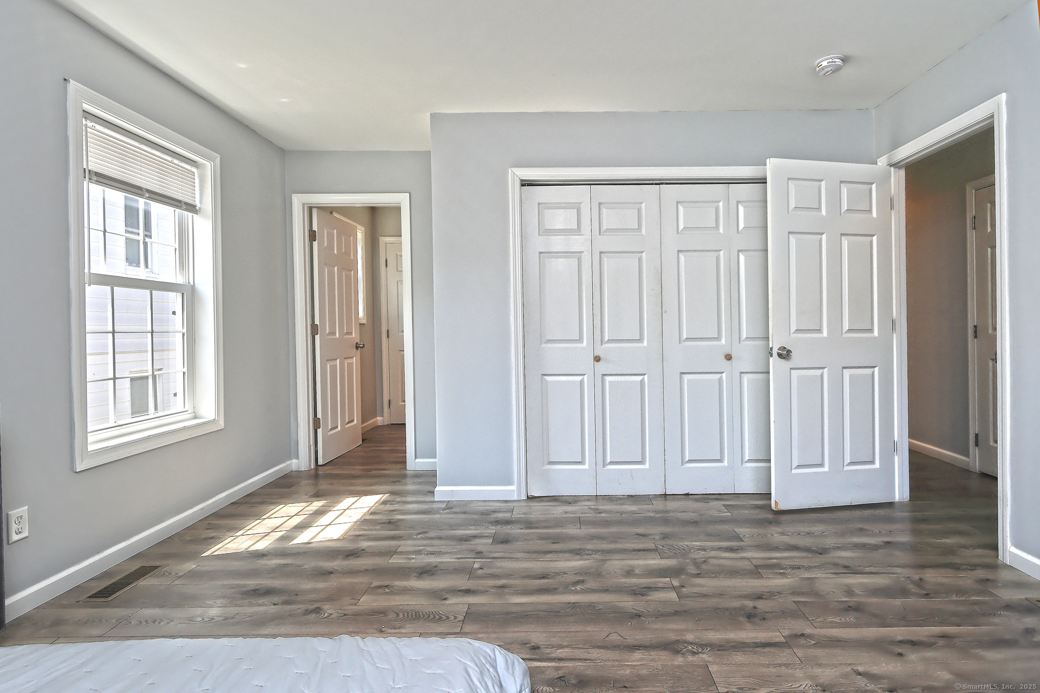 West Haven, Connecticut, 06516, United States, 5 Bedrooms Bedrooms, ,3 BathroomsBathrooms,Residential,For Sale,1918382
