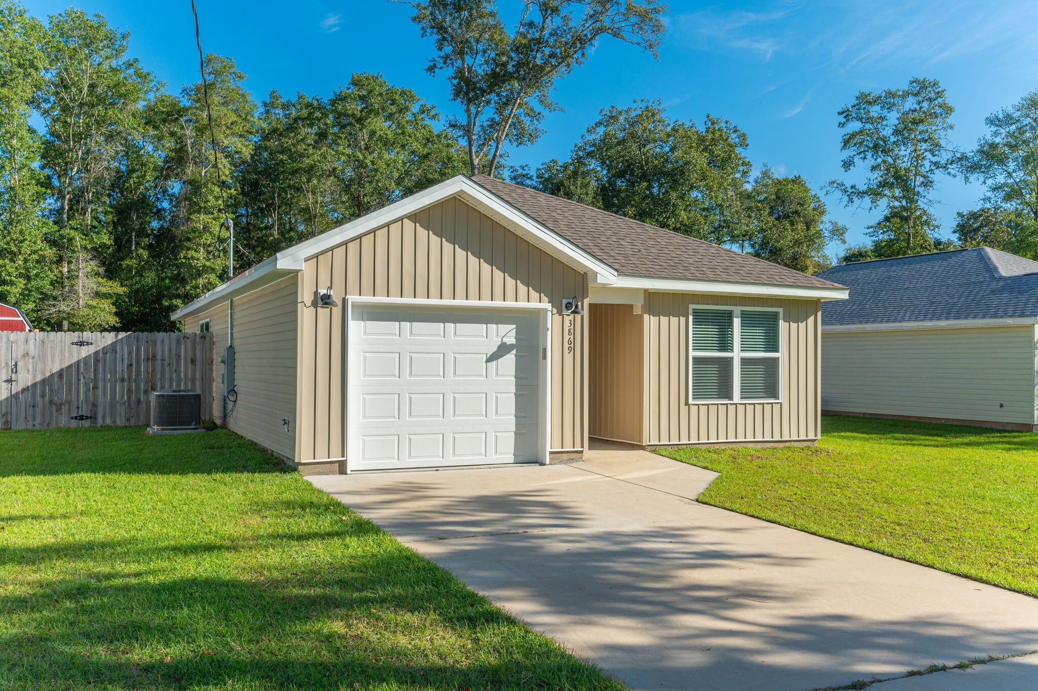 2nd Ave, Laurel Hill, FL 32567 #1