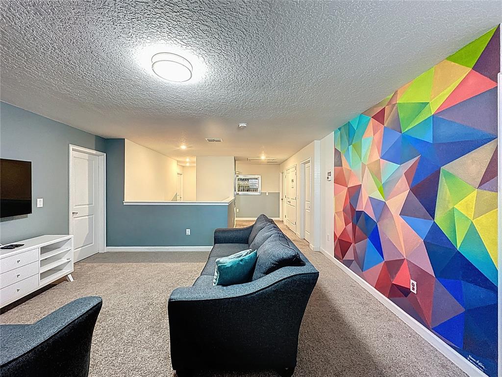 Davenport, Florida, 33896, United States, 8 Bedrooms Bedrooms, ,5 BathroomsBathrooms,Residential,For Sale,1992116