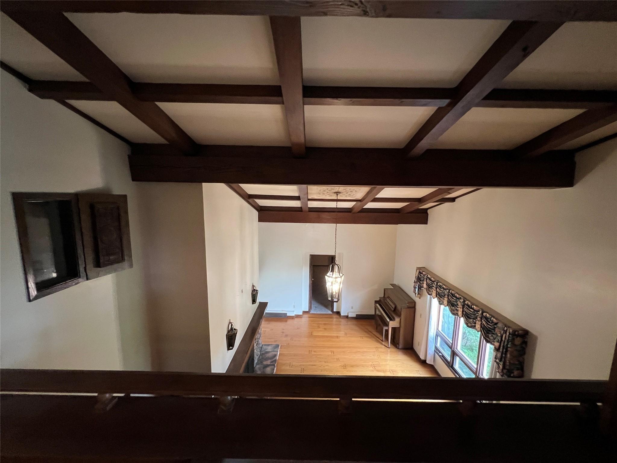 Pella, Iowa, 50219, United States, 3 Bedrooms Bedrooms, ,4 BathroomsBathrooms,Residential,For Sale,1879100