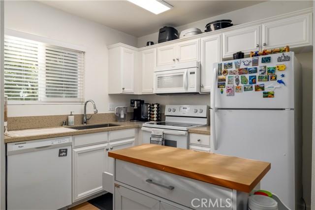 Escondido, California, 92027, United States, 3 Bedrooms Bedrooms, ,2 BathroomsBathrooms,Residential,For Sale,2000716