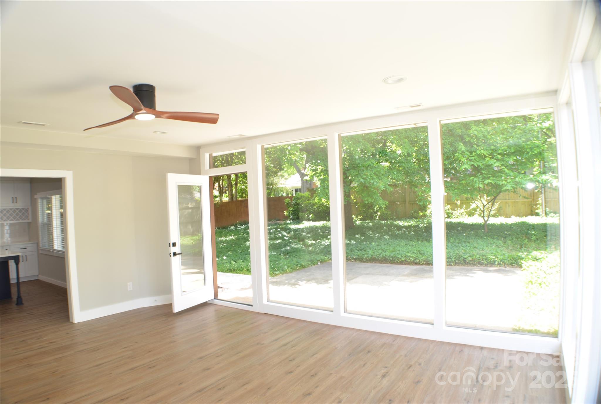 Charlotte, North Carolina, 28210, United States, 3 Bedrooms Bedrooms, ,3 BathroomsBathrooms,Residential,For Sale,1836887
