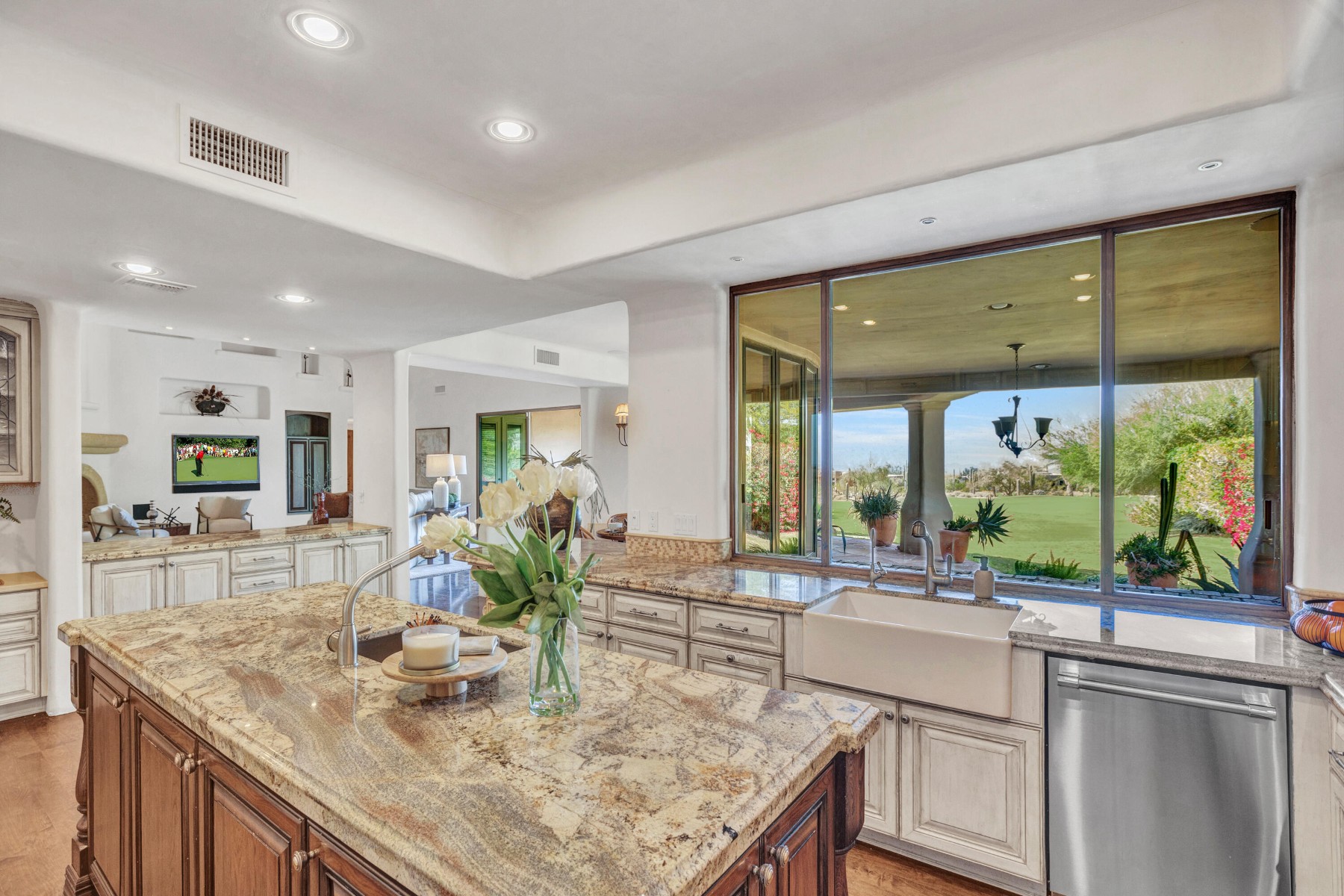  10040 E Happy Valley Road  Scottsdale, AZ - 物件實景