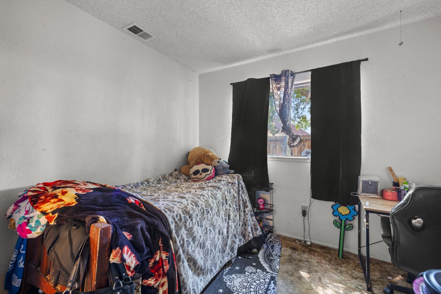 North Highlands, California, 95660, United States, ,Residential,For Sale,1941580
