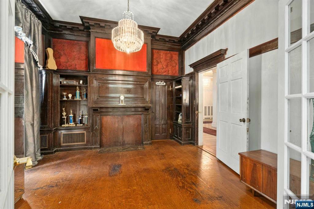 Newark, New Jersey, 07104, United States, 15 Bedrooms Bedrooms, ,8 BathroomsBathrooms,Residential,For Sale,1996233