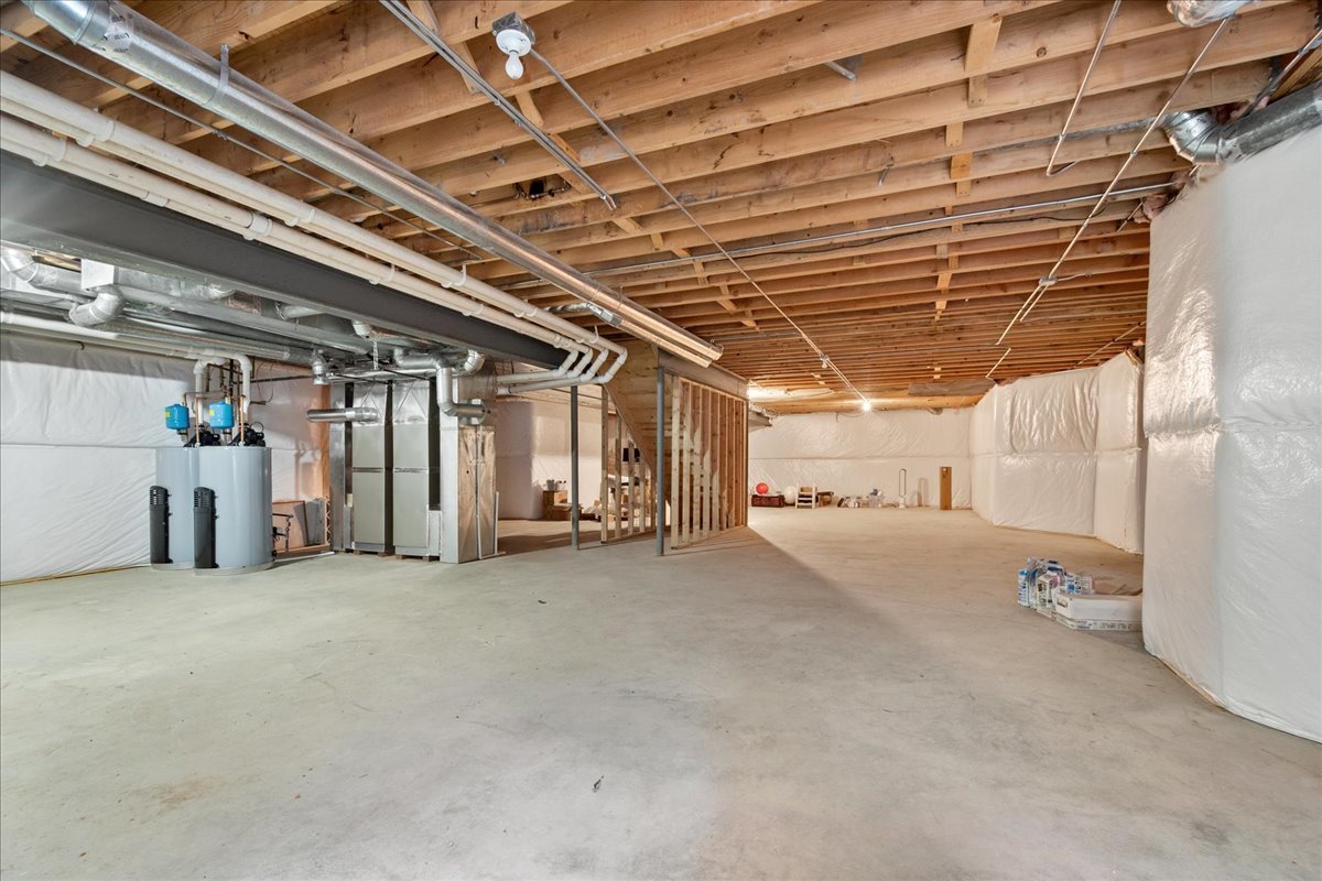 Vernon Hills, Illinois, 60061, United States, 4 Bedrooms Bedrooms, ,4 BathroomsBathrooms,Residential,For Sale,1940393