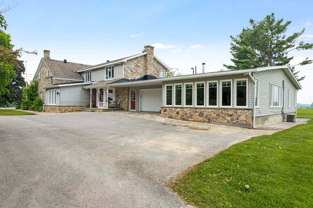 Drummond-North Elmsley, Ontario, K7H0G5, CA, 8 Bedrooms Bedrooms, ,7 BathroomsBathrooms,Residential,For Sale,1991661