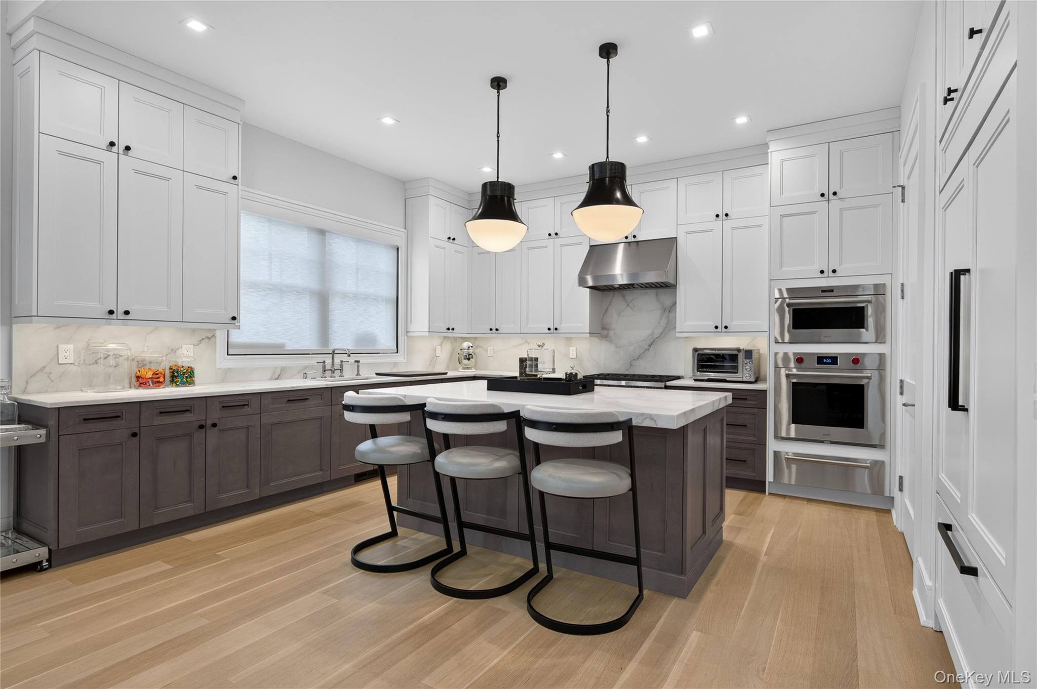  63 Three Ponds Lane W, Woodbury, NY, 11797 - 物件實景
