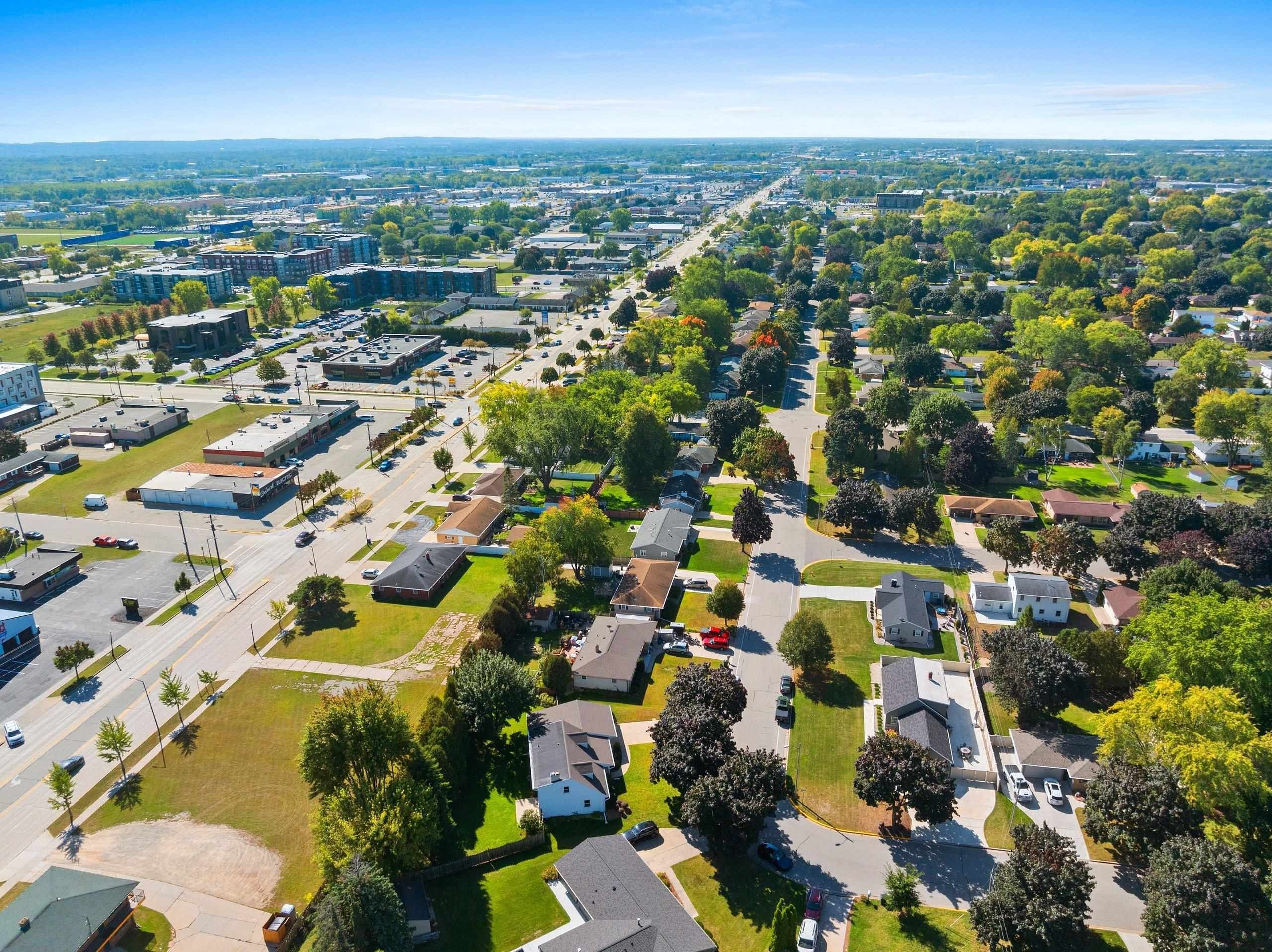 GREEN BAY, Wisconsin, 54304-4417, United States, 4 Bedrooms Bedrooms, ,2 BathroomsBathrooms,Residential,For Sale,1978060