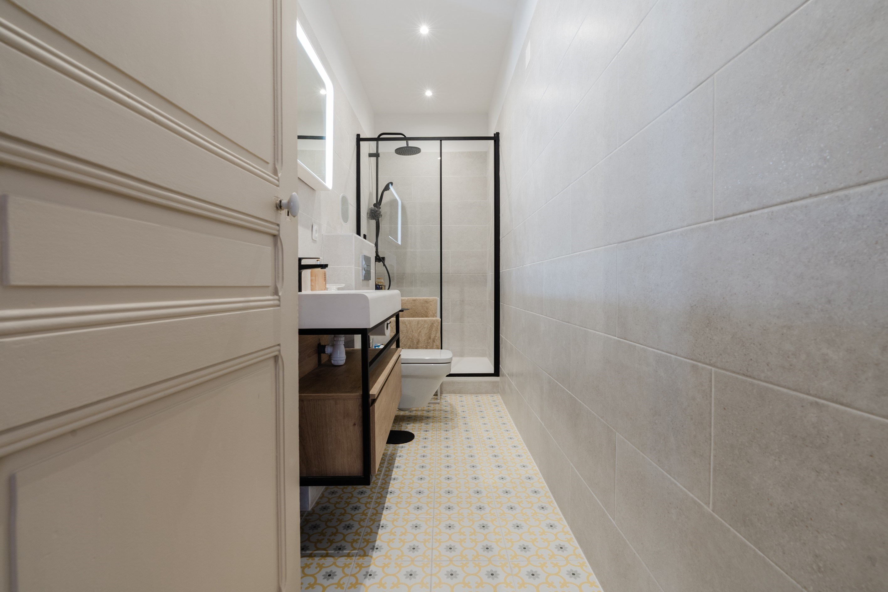  Elegant renovated maison bourgeoise with terrace, patio and garage near town ce… - 物件實景
