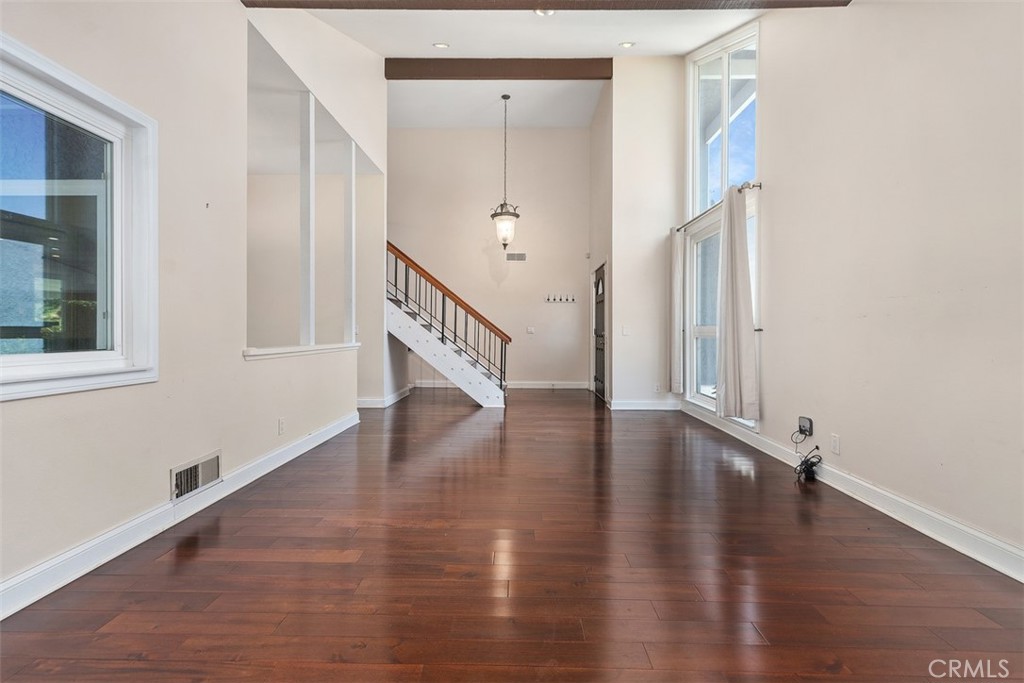 Orange, California, 92865, United States, 5 Bedrooms Bedrooms, ,3 BathroomsBathrooms,Residential,For Sale,1906784
