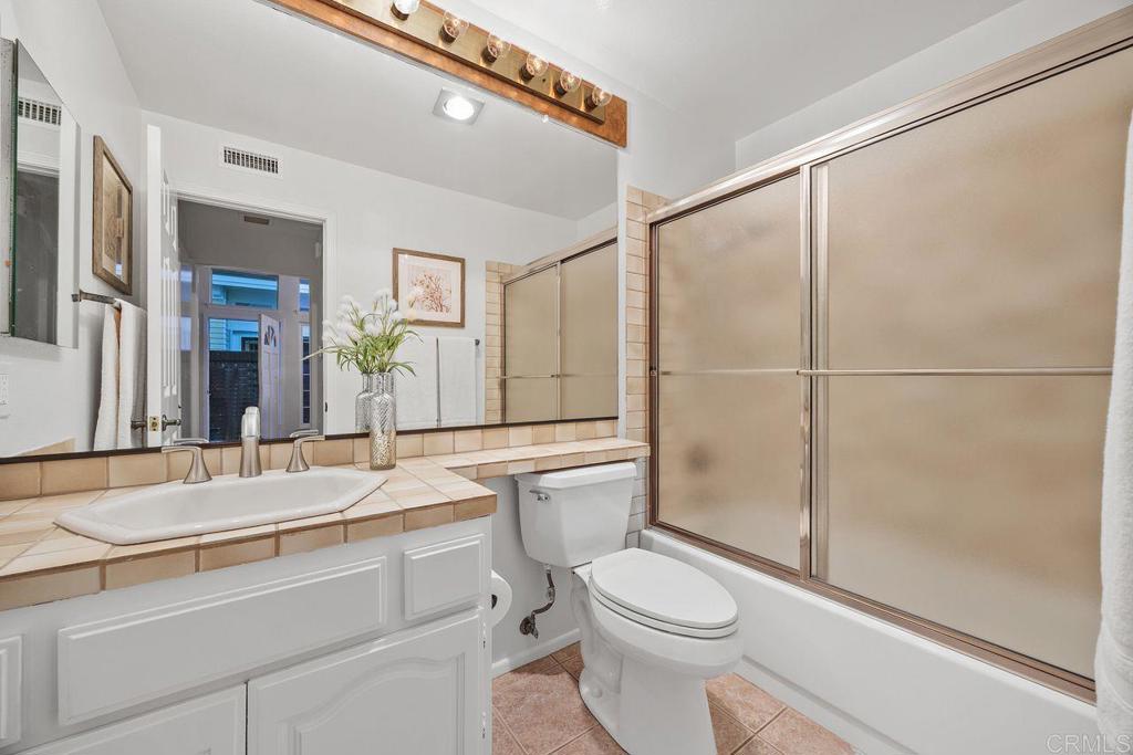 Carlsbad, California, 92011, United States, 3 Bedrooms Bedrooms, ,2 BathroomsBathrooms,Residential,For Sale,1941594