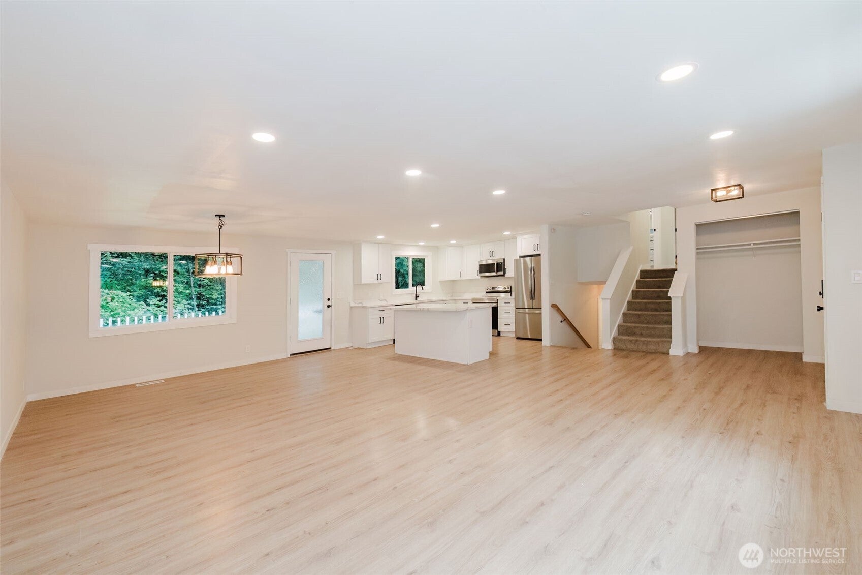 Poulsbo, Washington, 98370, United States, 3 Bedrooms Bedrooms, ,2 BathroomsBathrooms,Residential,For Sale,1796168