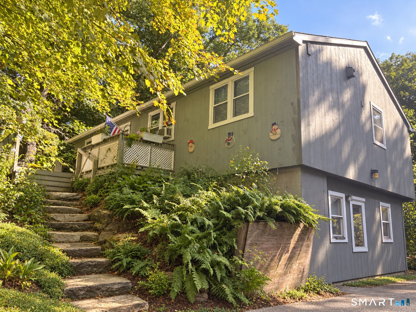 Mansfield Rd, Ashford, CT 06278