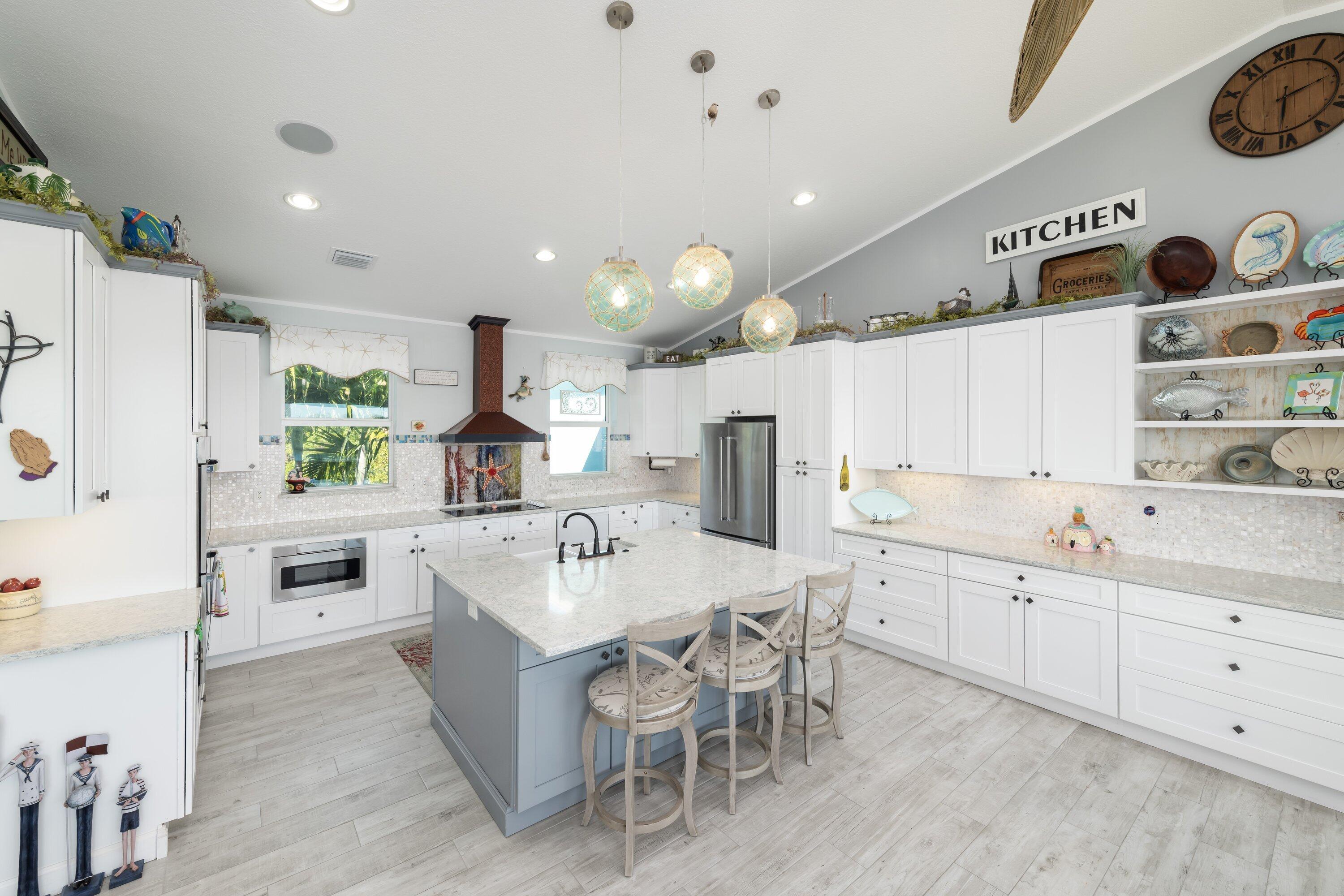 1500 W Copa D Oro, MARATHON, Florida, 33050, United States, 4 Bedrooms Bedrooms, ,4 BathroomsBathrooms,Residential,For Sale,1500 W Copa D Oro,1672343