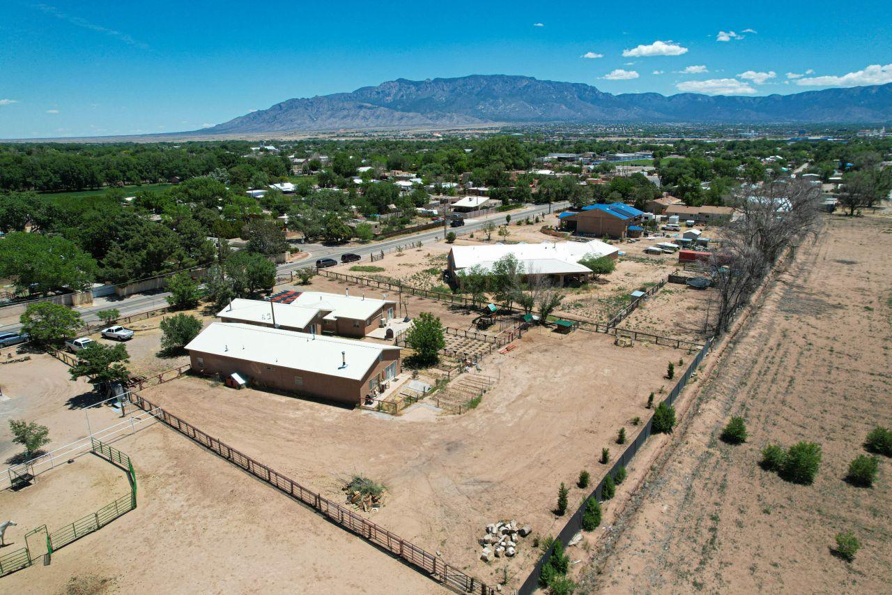 Los Ranchos, New Mexico, 87114, United States, 4 Bedrooms Bedrooms, ,5 BathroomsBathrooms,Residential,For Sale,1720943