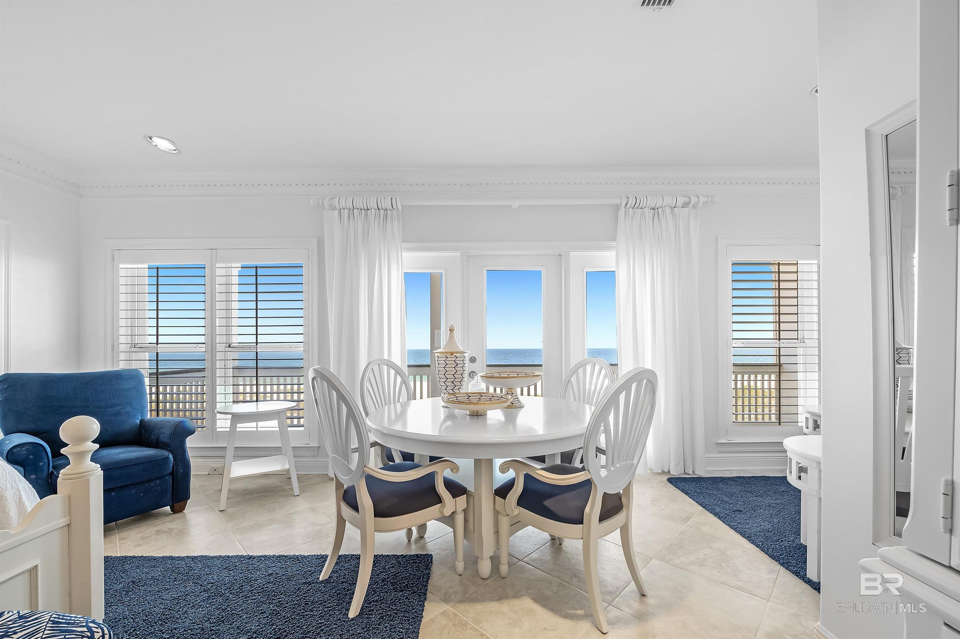 Pensacola, Florida, 32507, United States, 8 Bedrooms Bedrooms, ,9 BathroomsBathrooms,Residential,For Sale,1983870