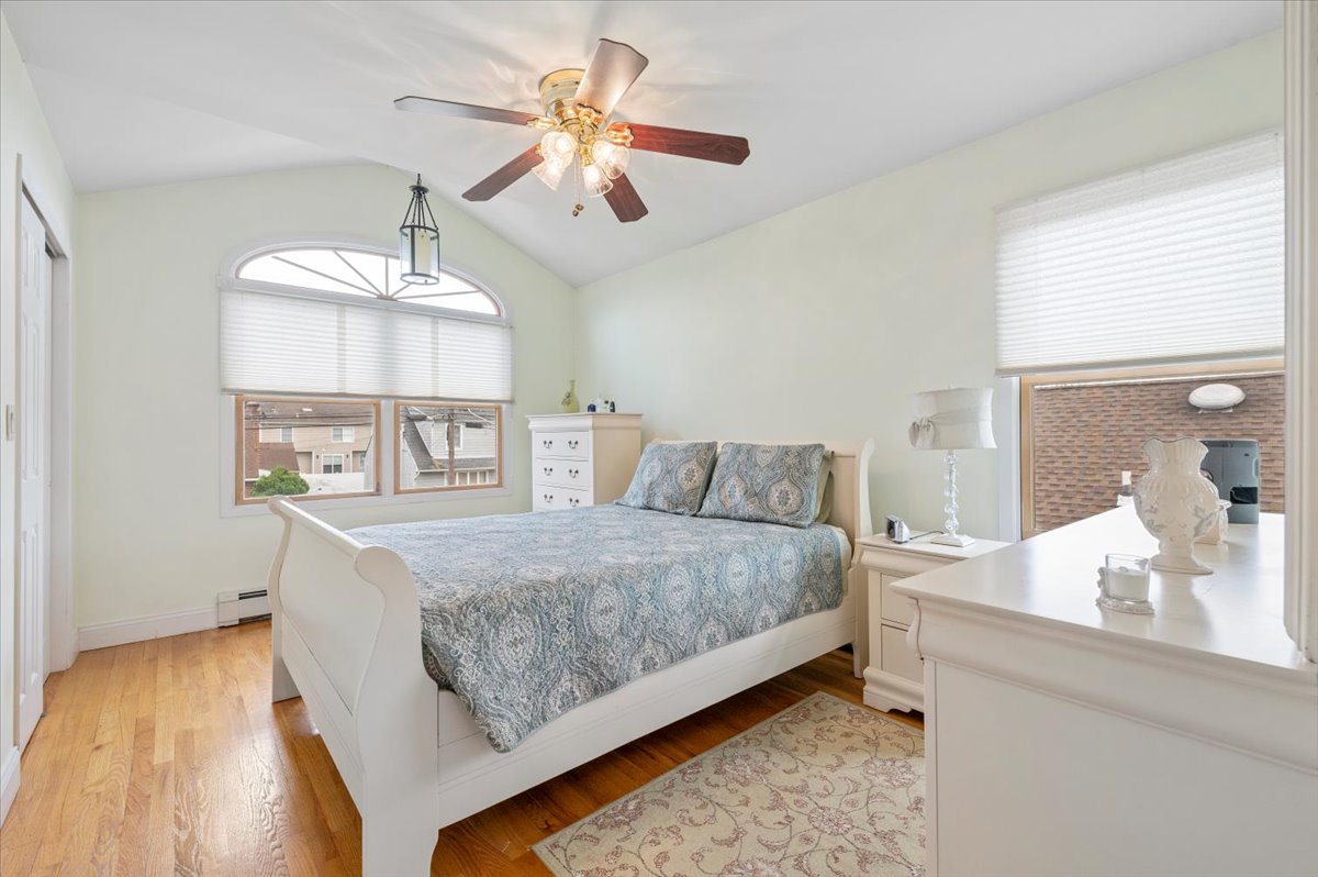 Bethpage, New York, 11714, United States, 4 Bedrooms Bedrooms, ,3 BathroomsBathrooms,Residential,For Sale,1905713