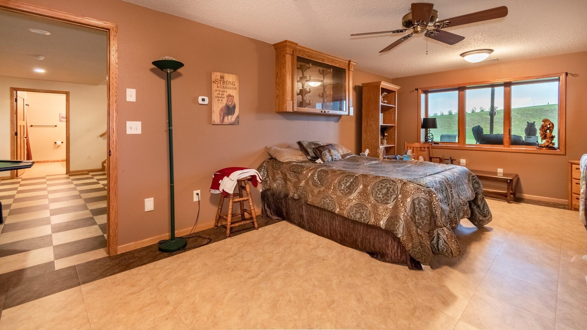 Beulah, North Dakota, 58523, United States, 4 Bedrooms Bedrooms, ,3 BathroomsBathrooms,Residential,For Sale,1780571