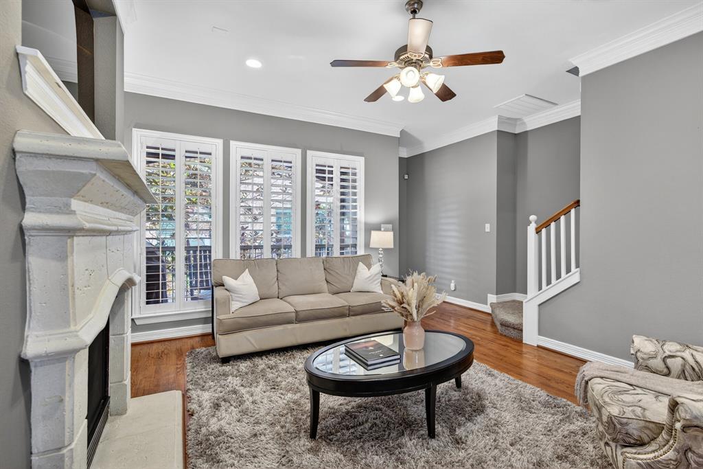 Dallas, Texas, 75219, United States, 2 Bedrooms Bedrooms, ,3 BathroomsBathrooms,Residential,For Sale,1996235