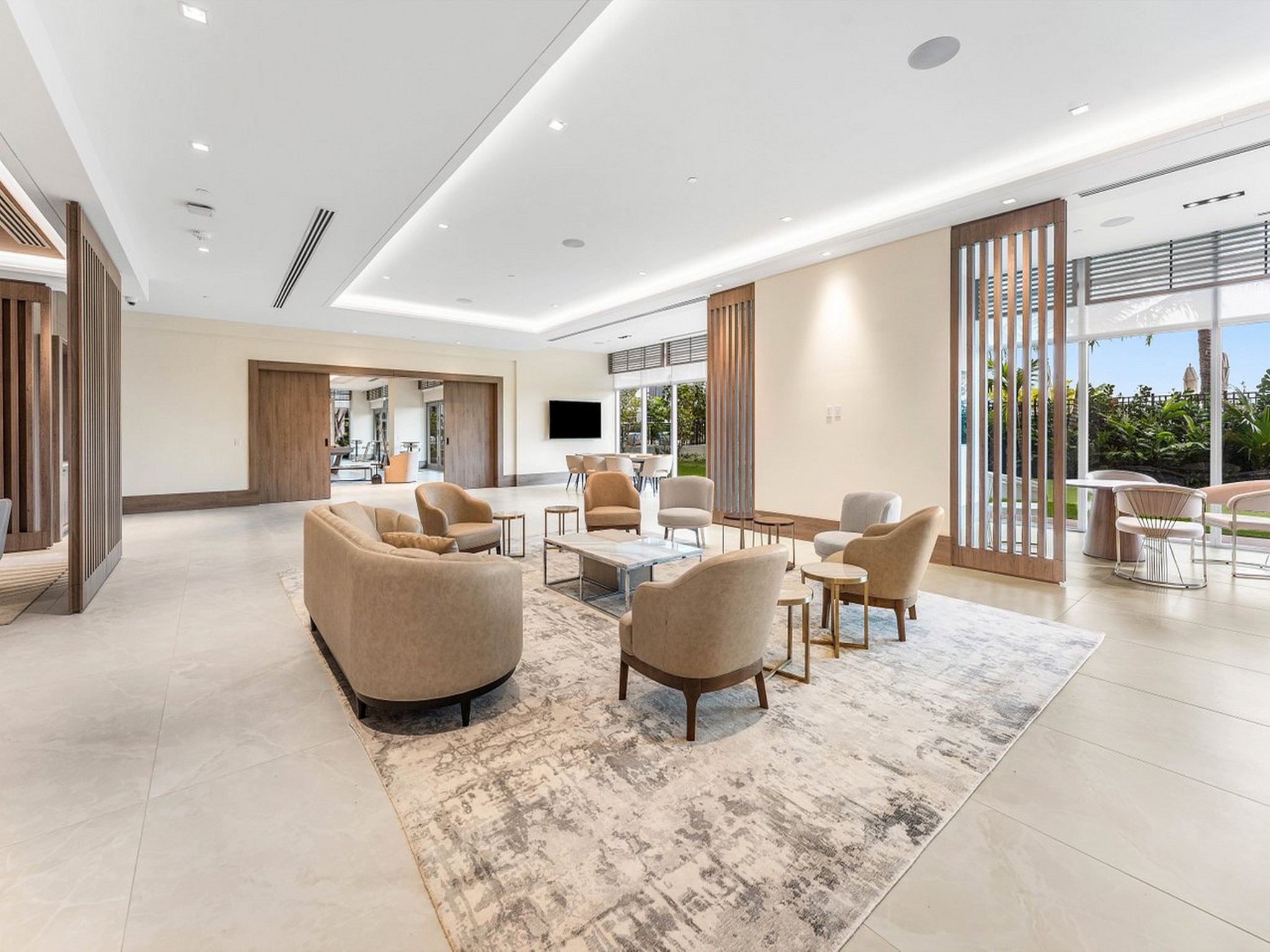  220 Lake Shore Drive, Lake Park, FL, 33403 - 物件實景