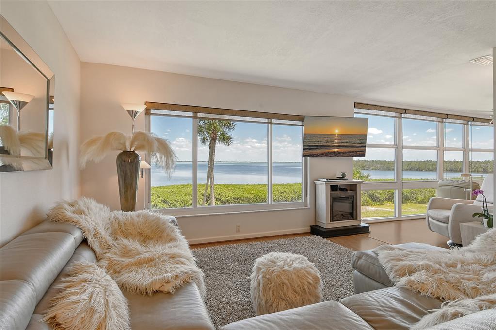 Longboat Key, Florida, 34228, United States, 2 Bedrooms Bedrooms, ,2 BathroomsBathrooms,Residential,For Sale,1857788