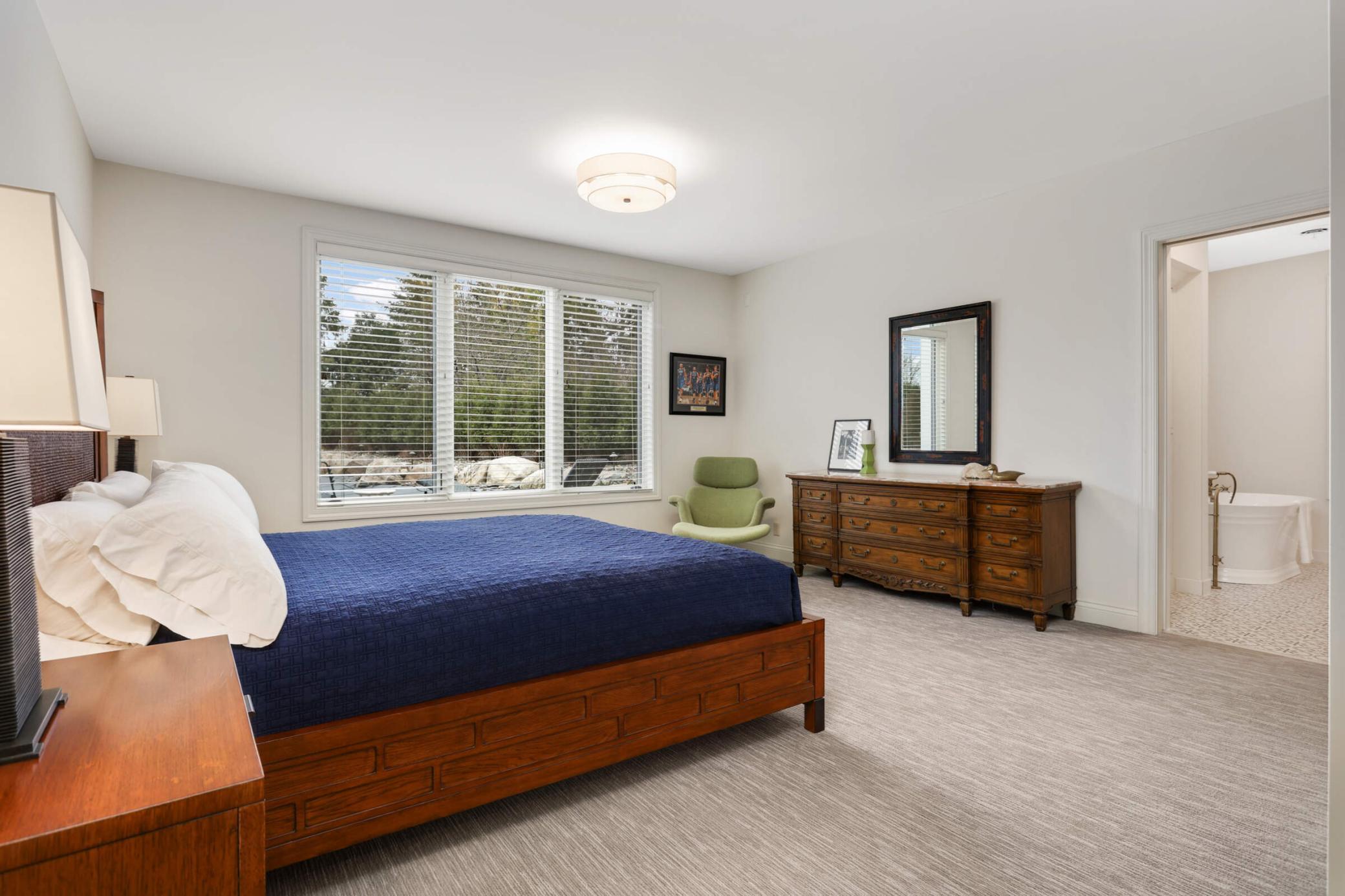 Minnetonka, Minnesota, 55391, United States, 4 Bedrooms Bedrooms, ,4 BathroomsBathrooms,Residential,For Sale,1762220