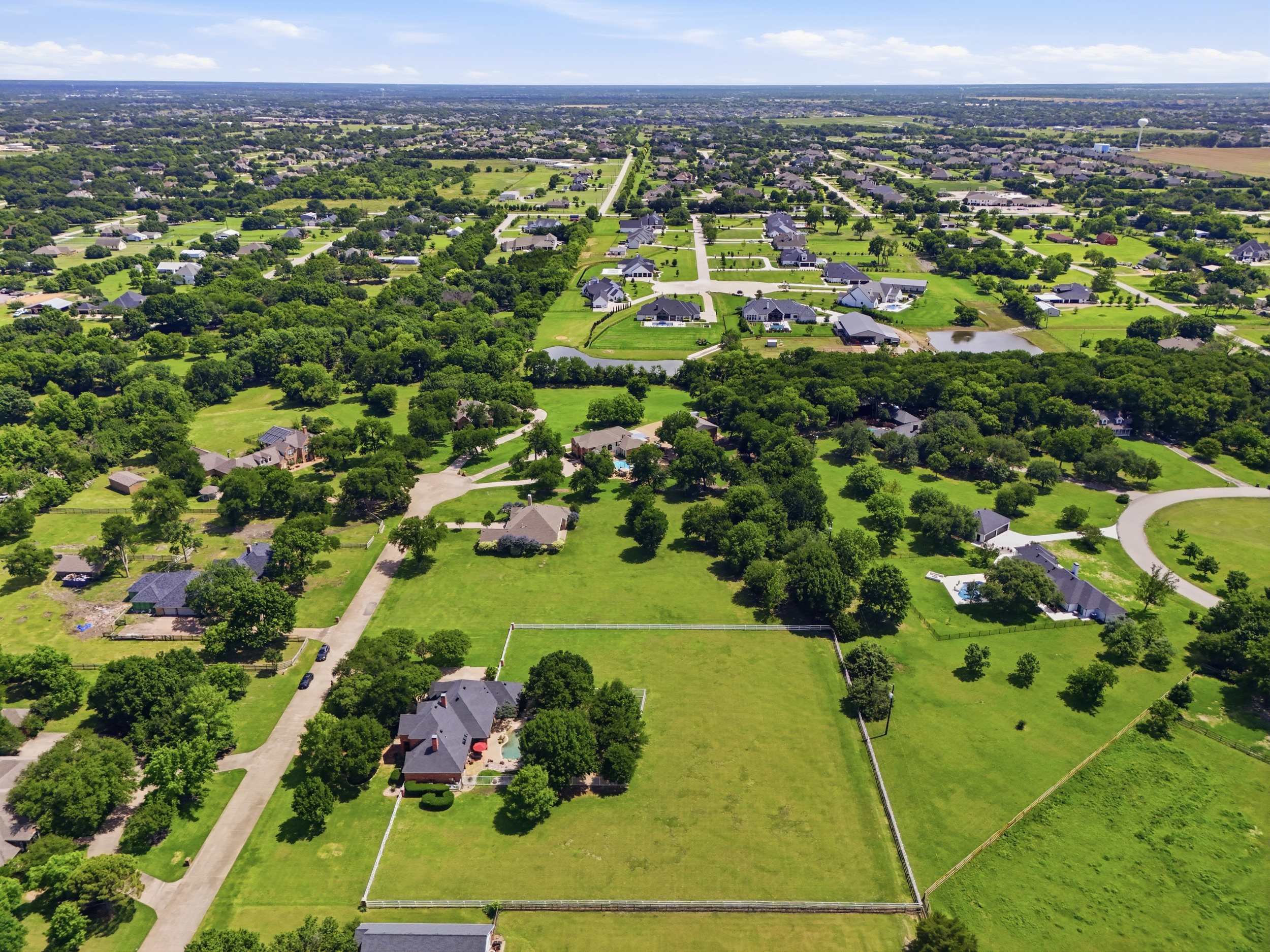  2 Acres of Country Living in Lucas, Texas - 物件實景
