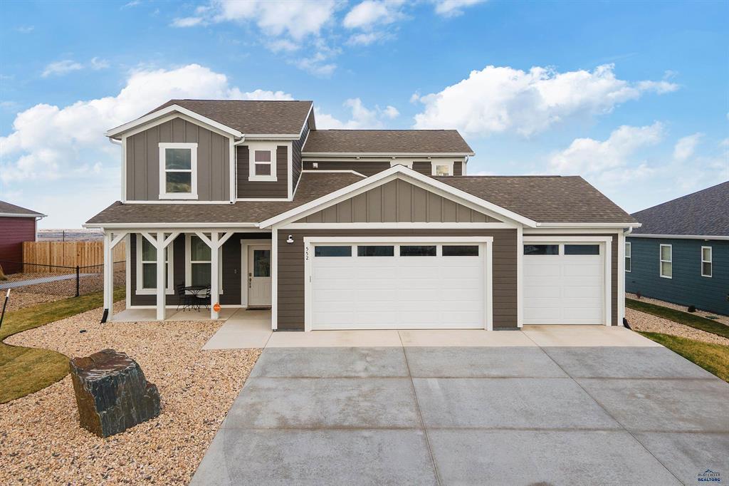 Rapid City, South Dakota, 57703, United States, 3 Bedrooms Bedrooms, ,3 BathroomsBathrooms,Residential,For Sale,1863610