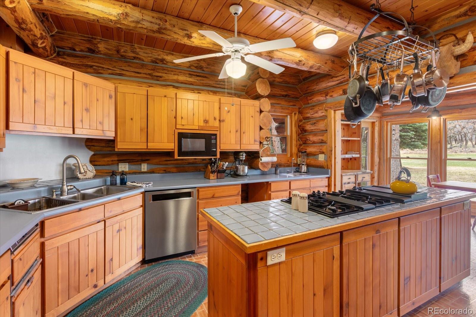 Westcliffe, Colorado, 81252, United States, 4 Bedrooms Bedrooms, ,6 BathroomsBathrooms,Residential,For Sale,1900002