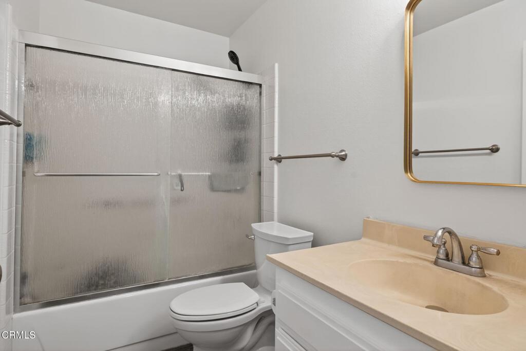 Ventura, California, 93004, United States, 2 Bedrooms Bedrooms, ,2 BathroomsBathrooms,Residential,For Sale,1934280