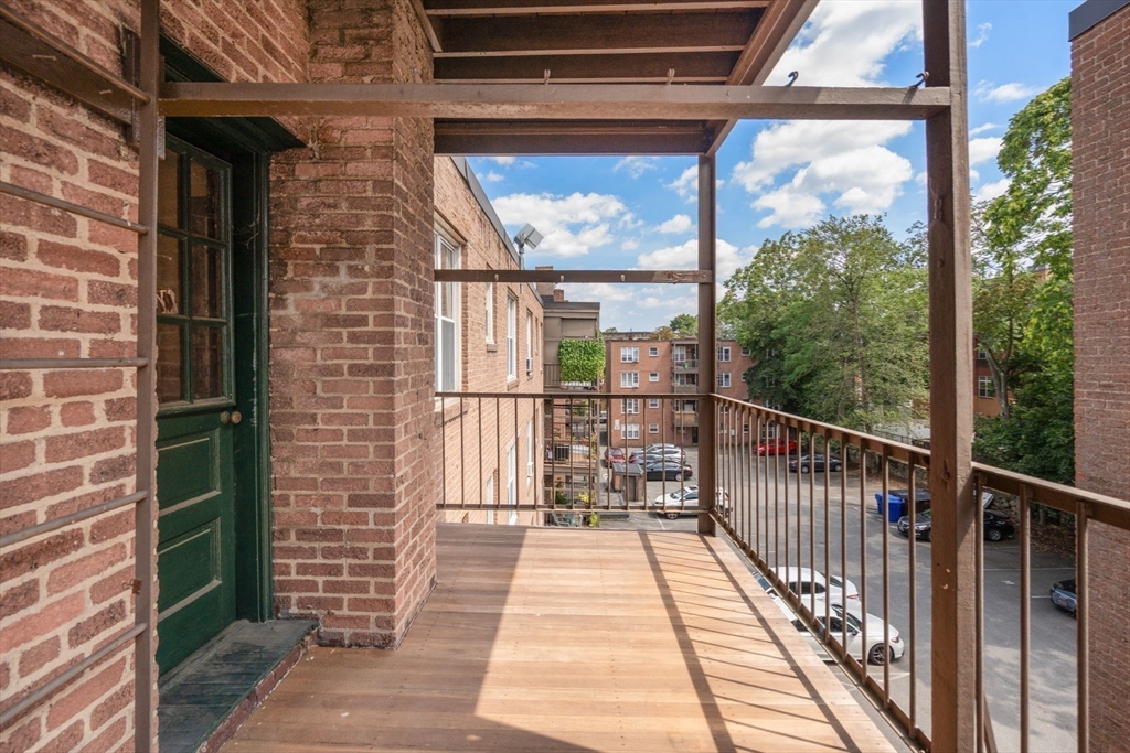Boston, Massachusetts, 02135, United States, 2 Bedrooms Bedrooms, ,1 BathroomBathrooms,Residential,For Sale,1907550