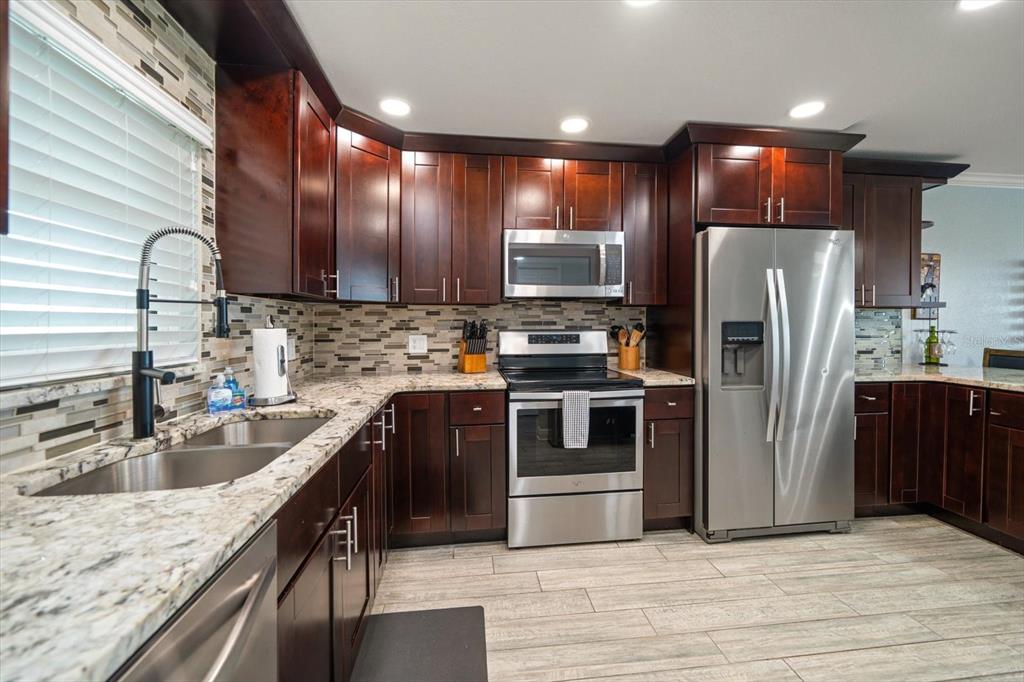 Clearwater, Florida, 33767, United States, 1 Bedroom Bedrooms, ,2 BathroomsBathrooms,Residential,For Sale,1849929