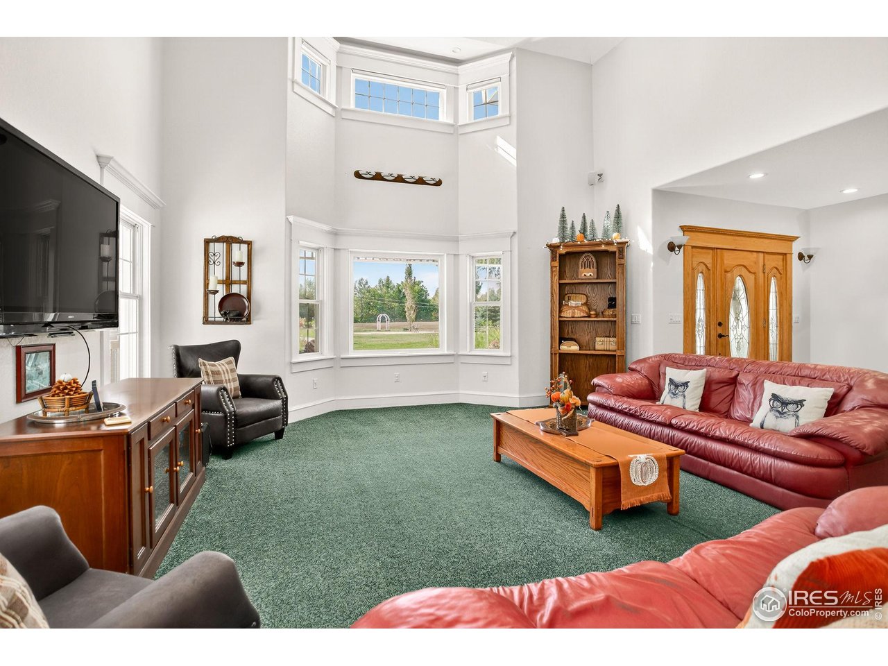 Lafayette, Colorado, 80026, United States, 5 Bedrooms Bedrooms, ,5 BathroomsBathrooms,Residential,For Sale,1991447