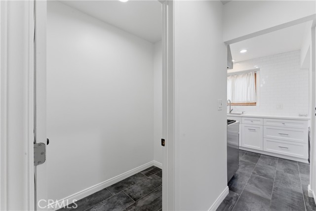Los Angeles, California, 90043, United States, 3 Bedrooms Bedrooms, ,3 BathroomsBathrooms,Residential,For Sale,2049255