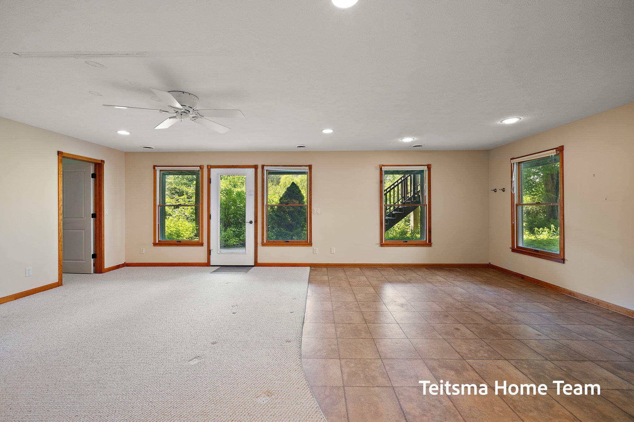 Spring Lake, Michigan, 49456, United States, 2 Bedrooms Bedrooms, ,3 BathroomsBathrooms,Residential,For Sale,1901119