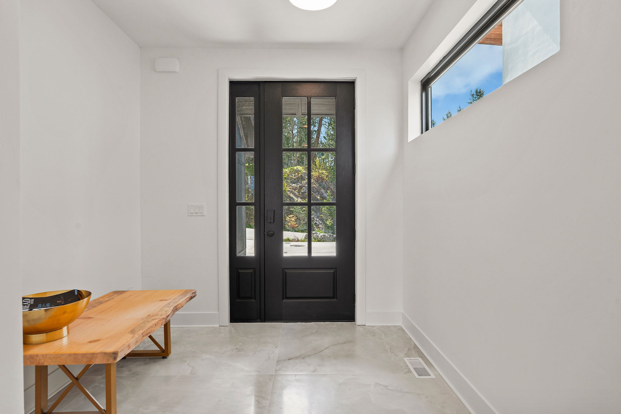  215 Whisper Ridge Drive - 物件實景