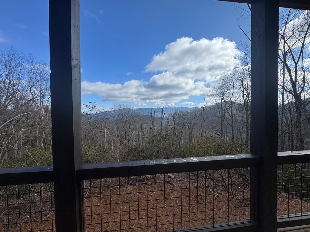 Young Harris, Georgia, 30582, United States, 3 Bedrooms Bedrooms, ,2 BathroomsBathrooms,Residential,For Sale,2010979