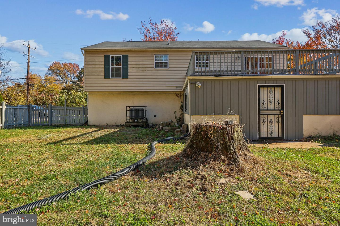 Temple Hills, Maryland, 20748, United States, 5 Bedrooms Bedrooms, ,3 BathroomsBathrooms,Residential,For Sale,1988025