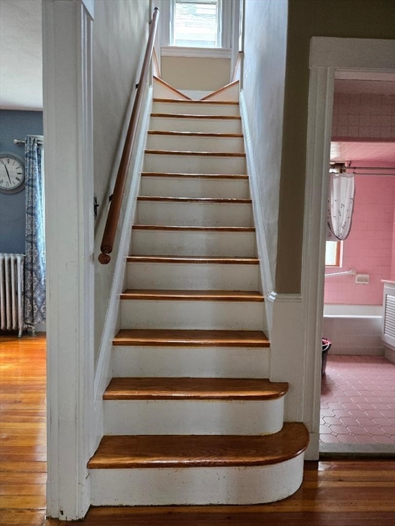 Somerville, Massachusetts, 02144, United States, 5 Bedrooms Bedrooms, ,2 BathroomsBathrooms,Residential,For Sale,1881743