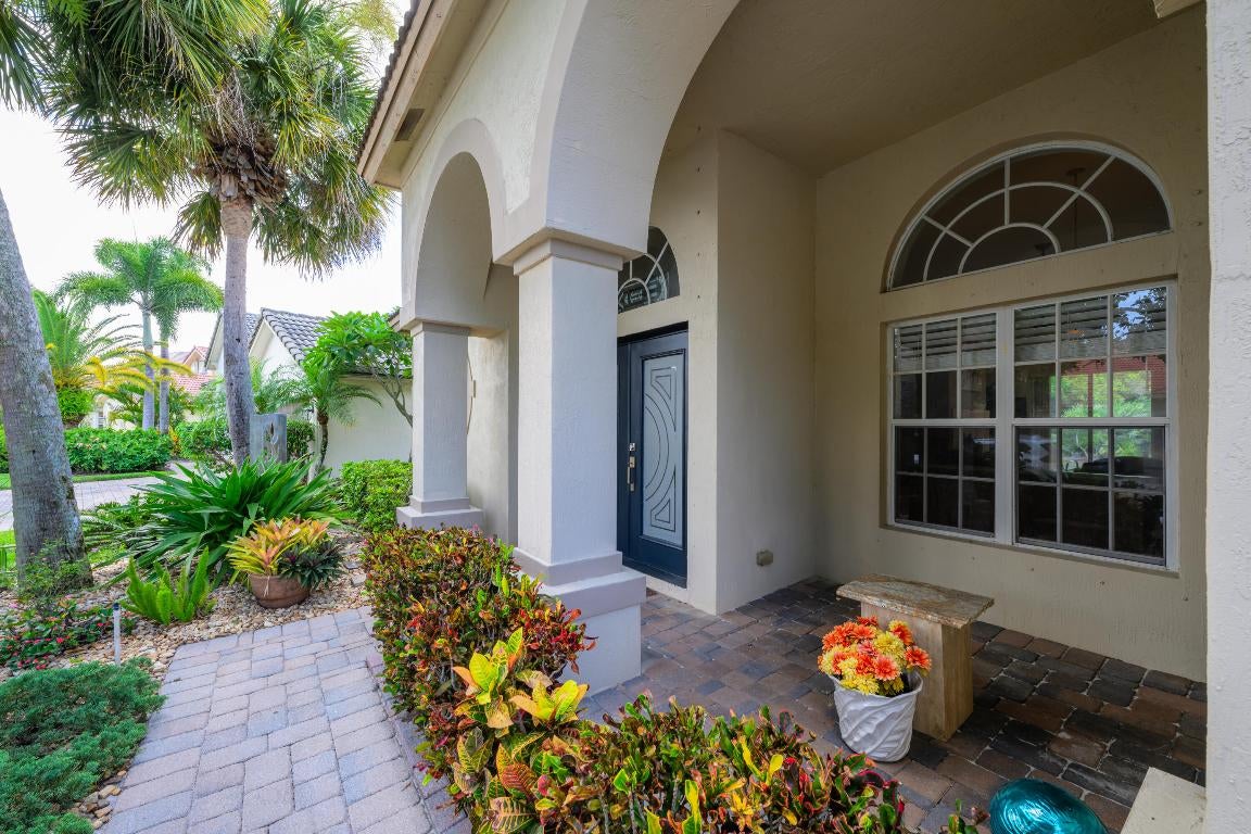 West Palm Beach, Florida, 33411, United States, 5 Bedrooms Bedrooms, ,3 BathroomsBathrooms,Residential,For Sale,1984216