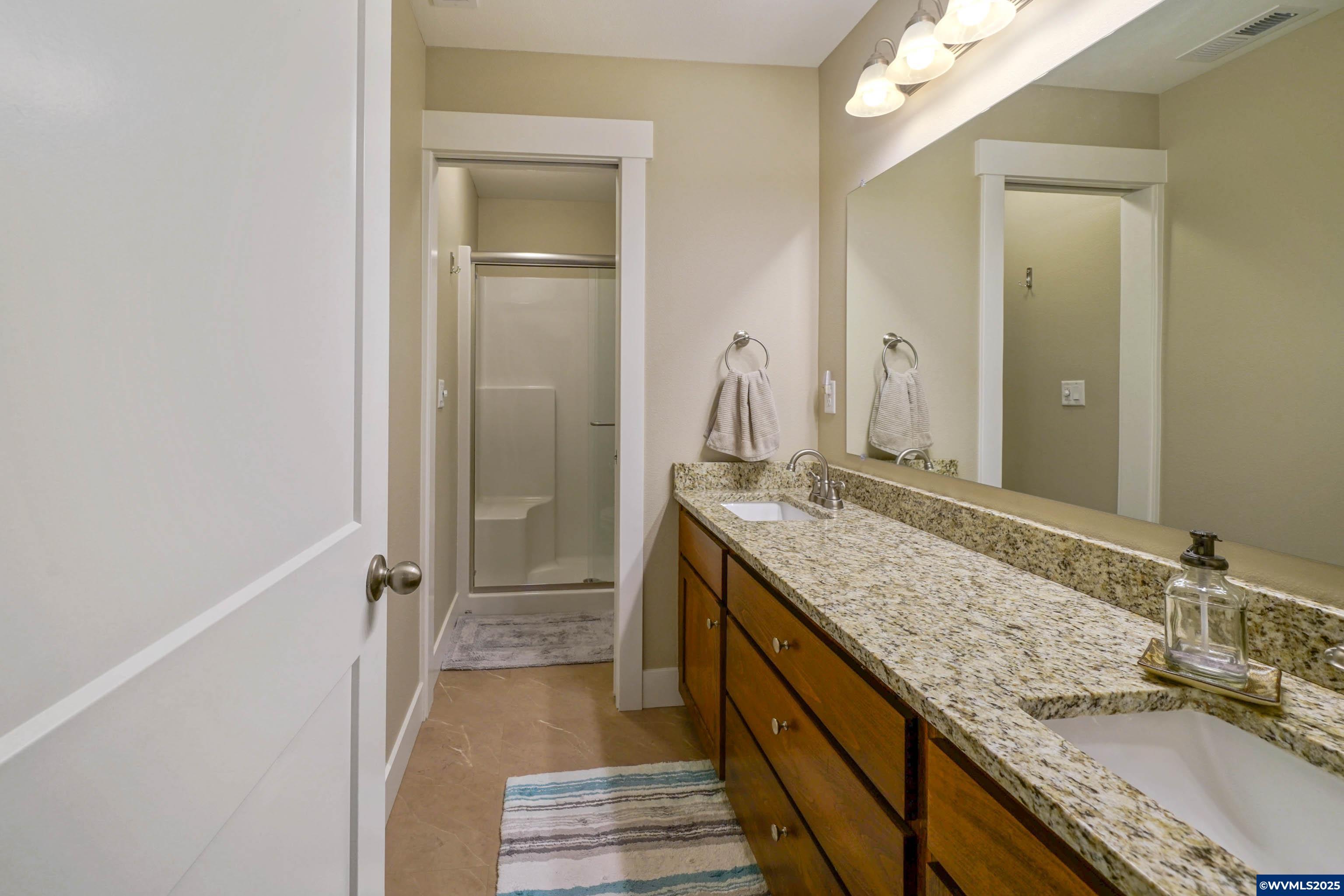 Salem, Oregon, 97306, United States, 3 Bedrooms Bedrooms, ,3 BathroomsBathrooms,Residential,For Sale,1891858
