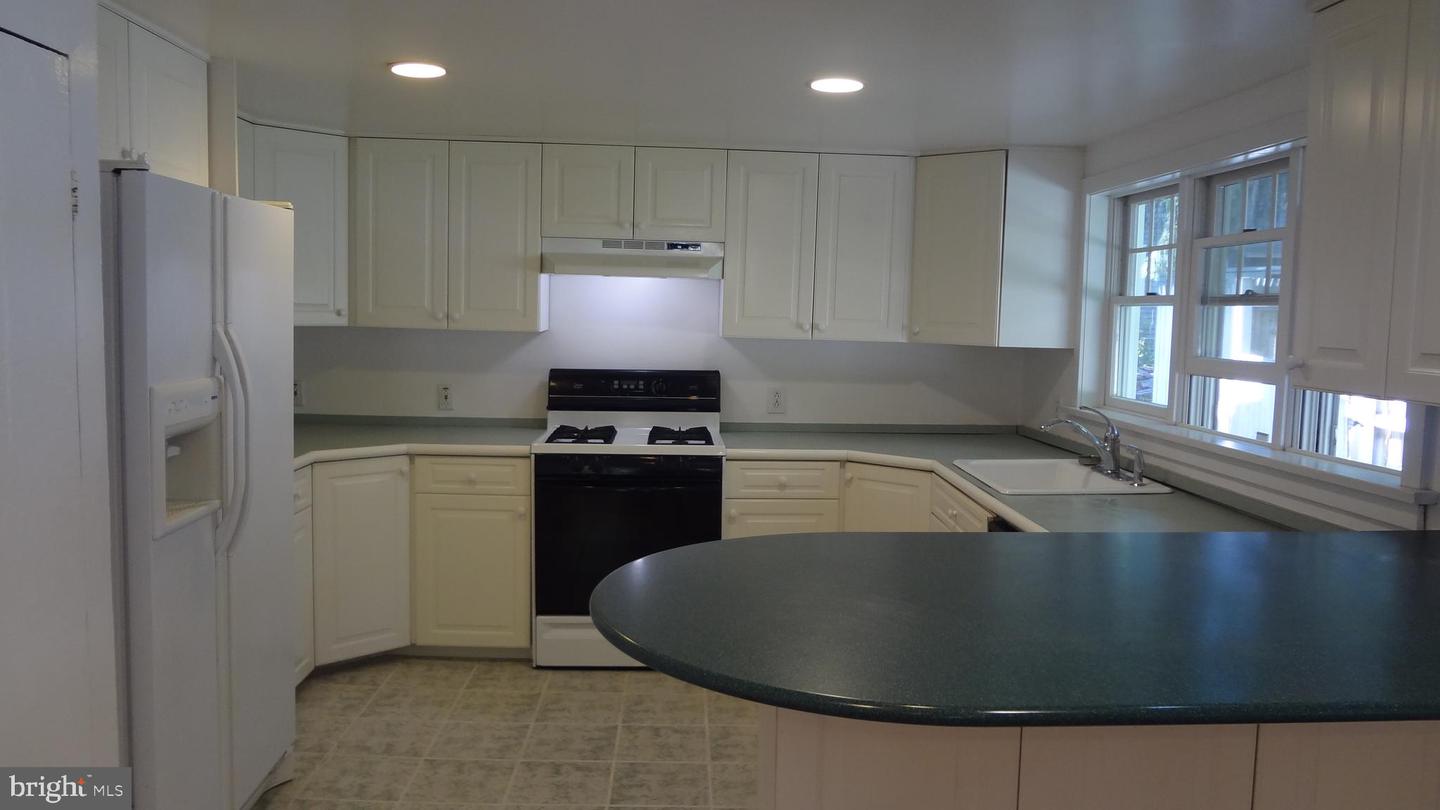 Lawrence Township, New Jersey, 08648, United States, ,Residential,For Sale,1927420