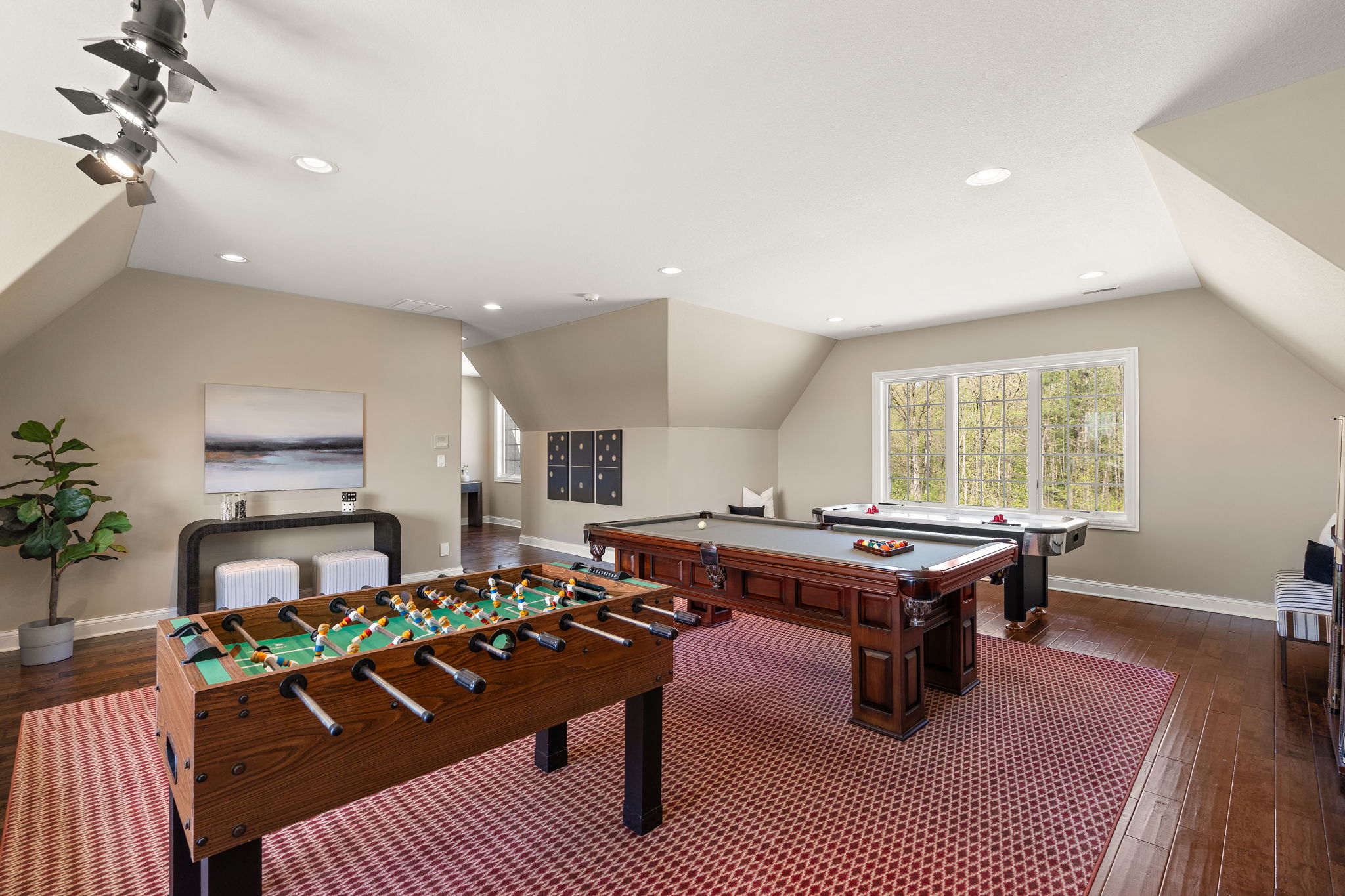  77+ Acre Estate Offering a Blend of Open Ground and Wooded Surroundings - 物件實景