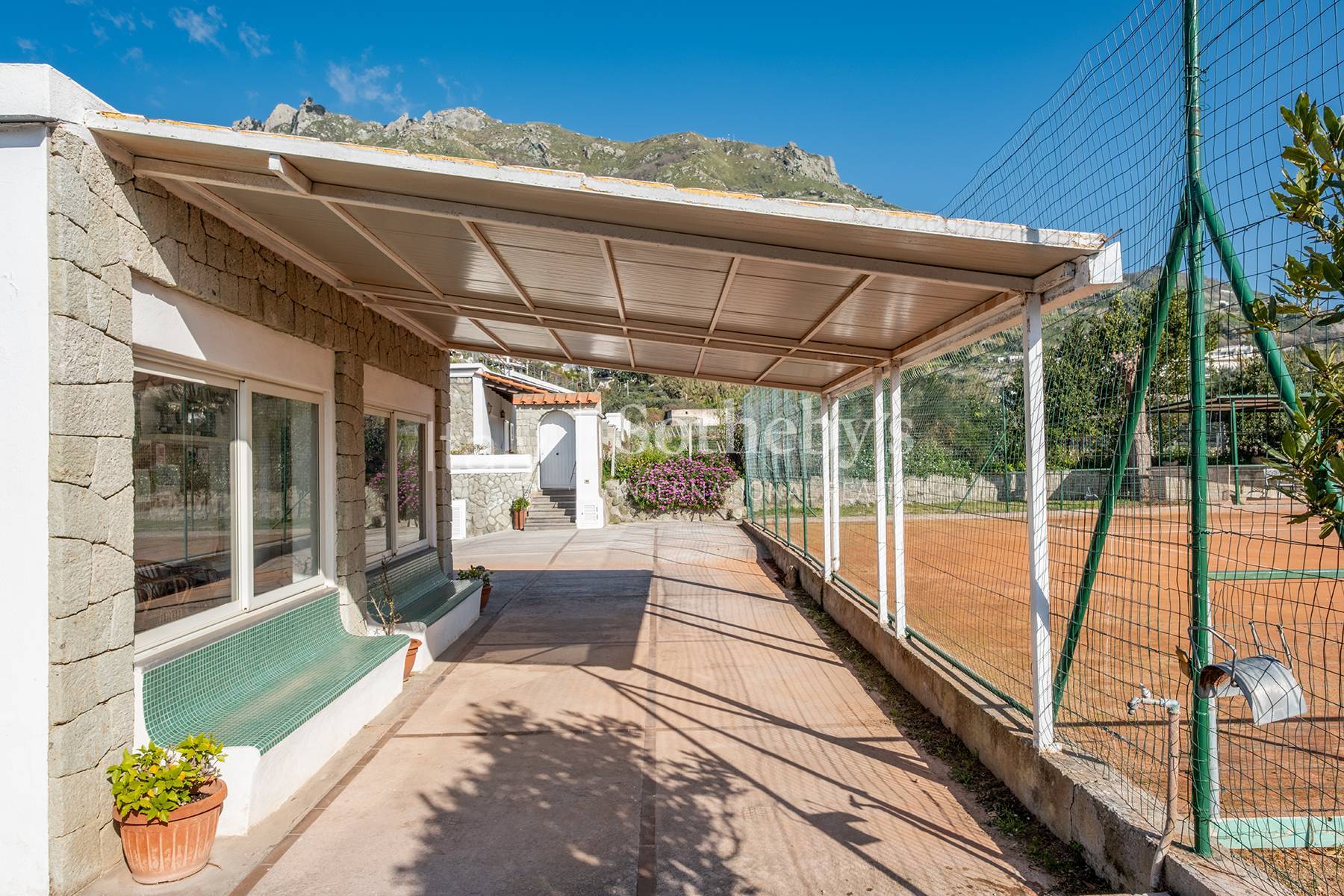  Charming Villa with Tennis Courts - 物件實景