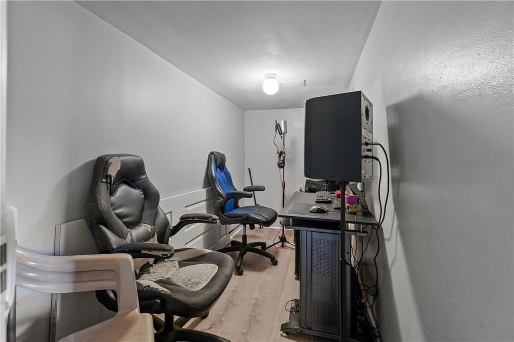 Woonsocket, Rhode Island, 02895, United States, 7 Bedrooms Bedrooms, ,3 BathroomsBathrooms,Residential,For Sale,1935382