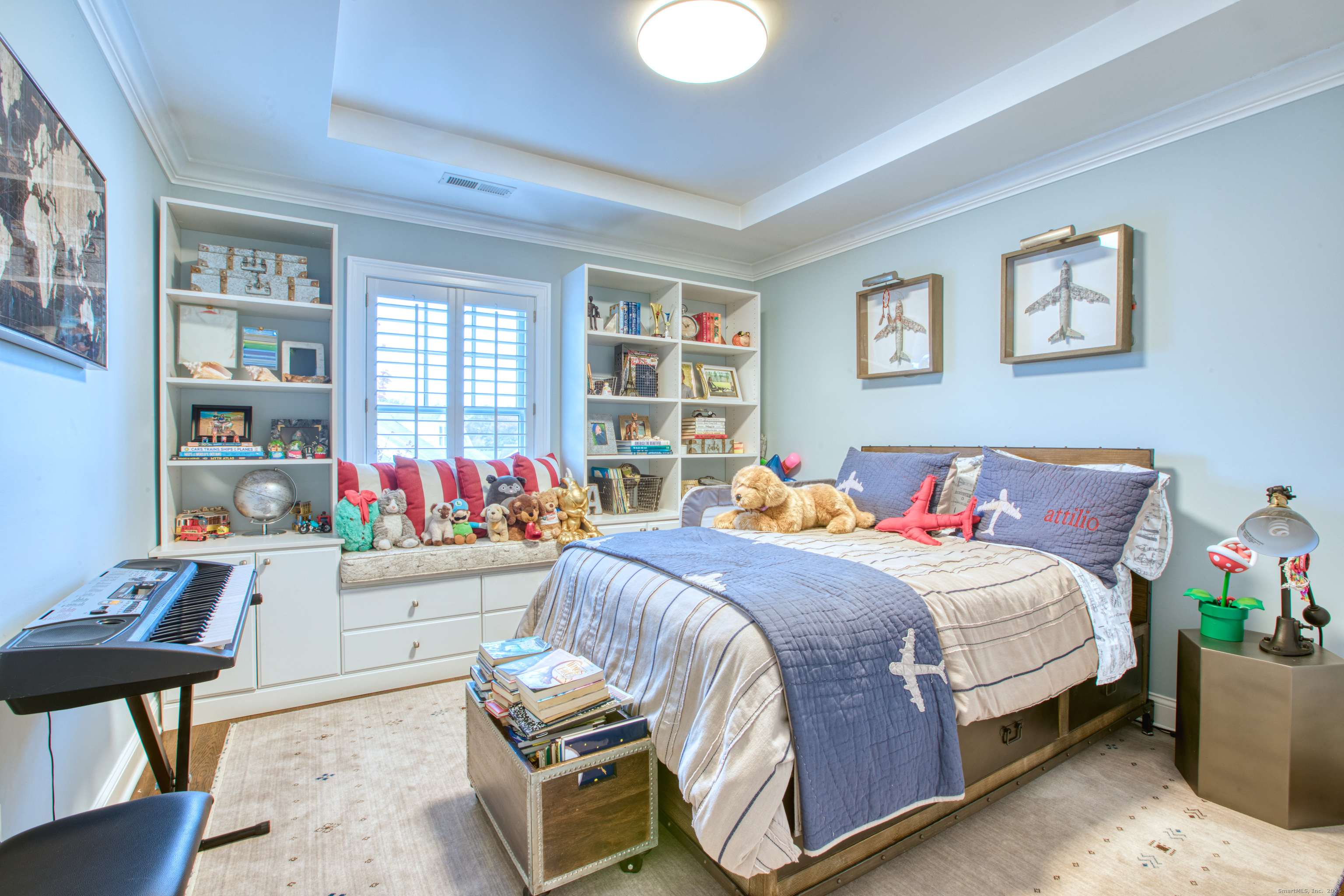 Greenwich, Connecticut, 06807, United States, 4 Bedrooms Bedrooms, ,4 BathroomsBathrooms,Residential,For Sale,1994508