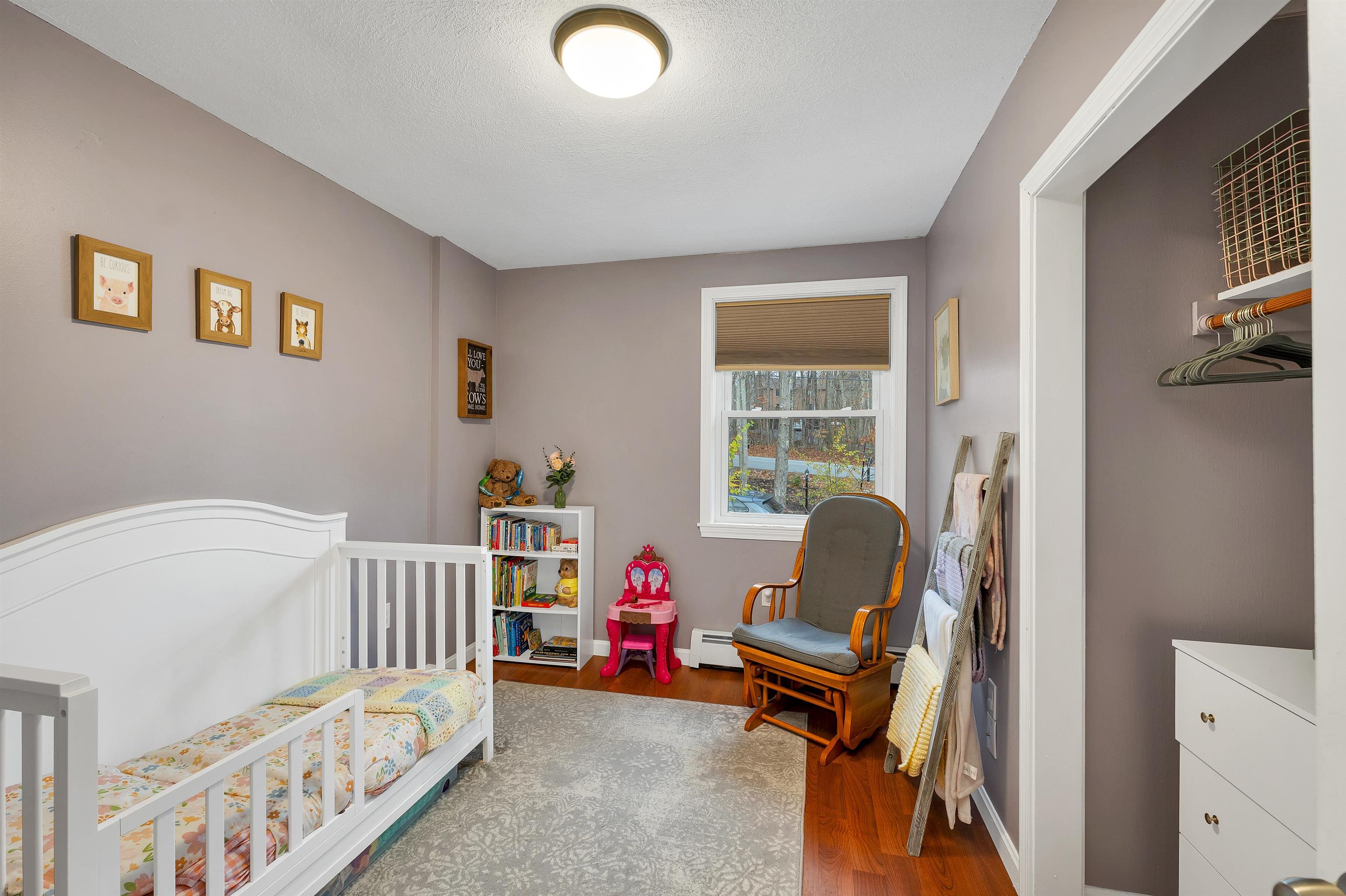 Hooksett, New Hampshire, 03106, United States, 3 Bedrooms Bedrooms, ,2 BathroomsBathrooms,Residential,For Sale,1992104