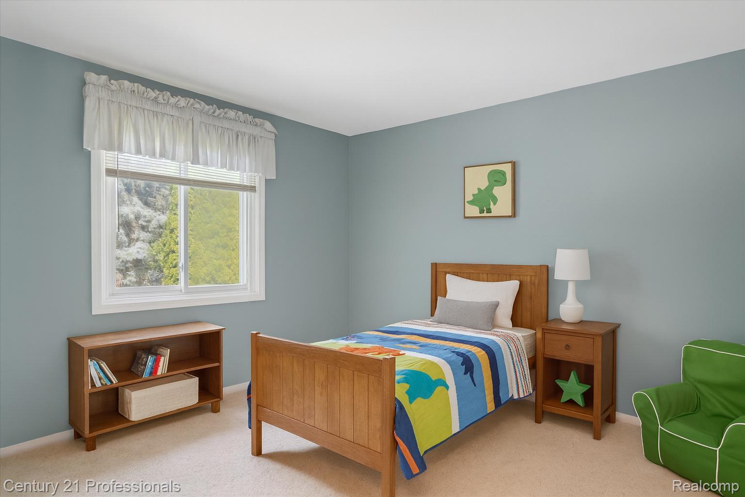 Northville, Michigan, 48167, United States, 4 Bedrooms Bedrooms, ,3 BathroomsBathrooms,Residential,For Sale,1980855